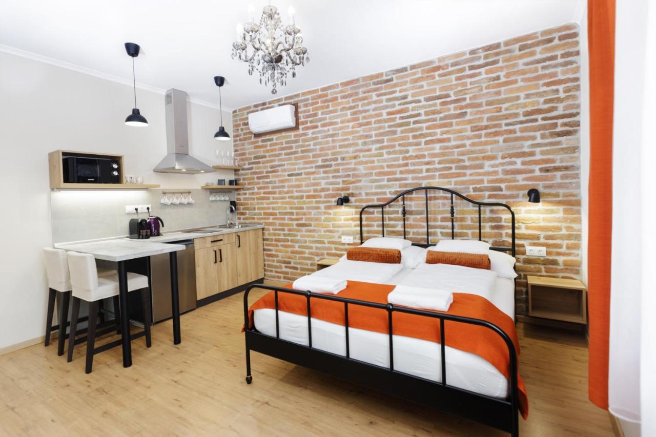 Anova Apartman Gyula Dış mekan fotoğraf