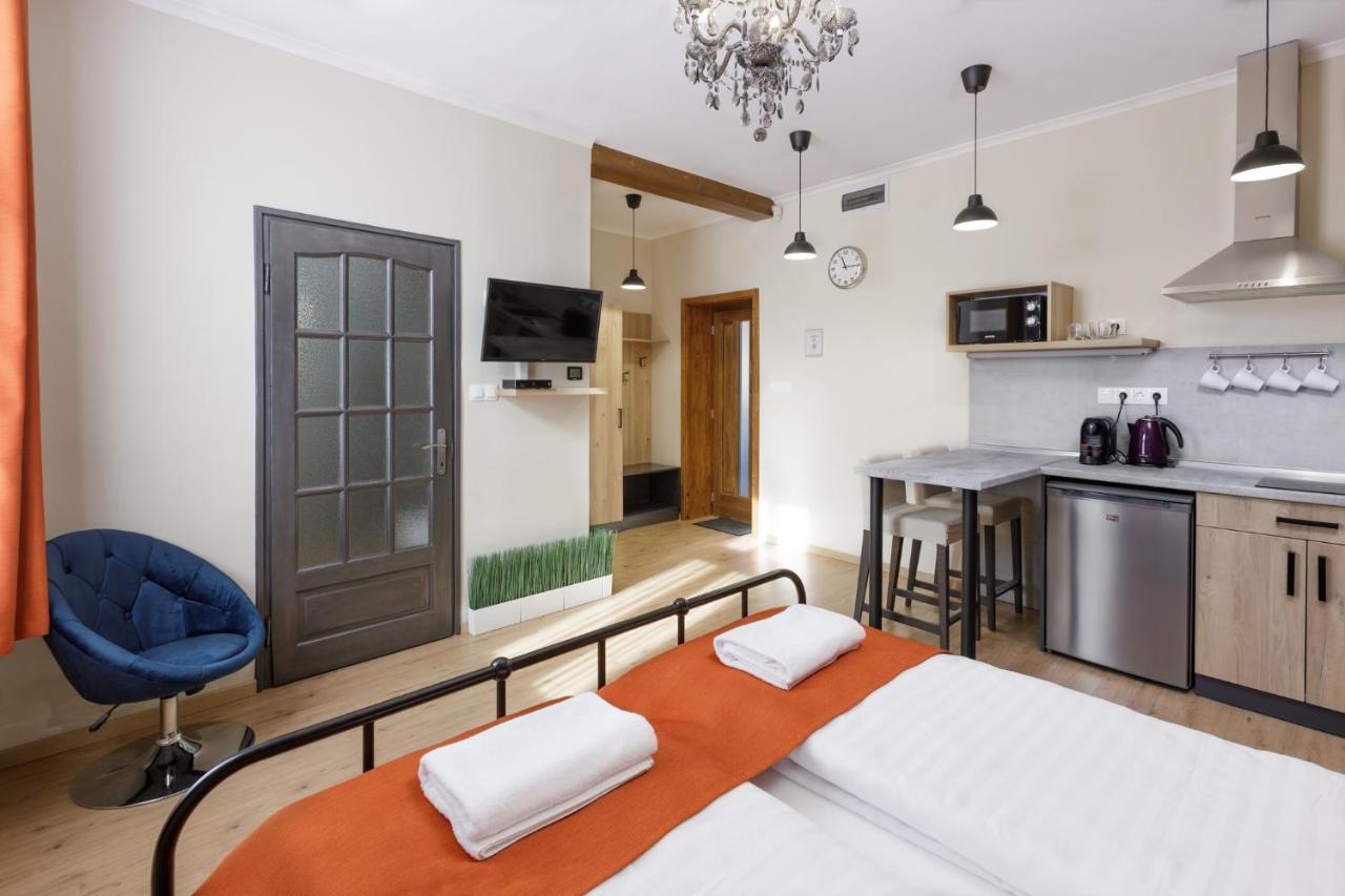 Anova Apartman Gyula Dış mekan fotoğraf