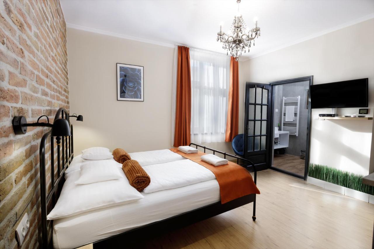 Anova Apartman Gyula Dış mekan fotoğraf